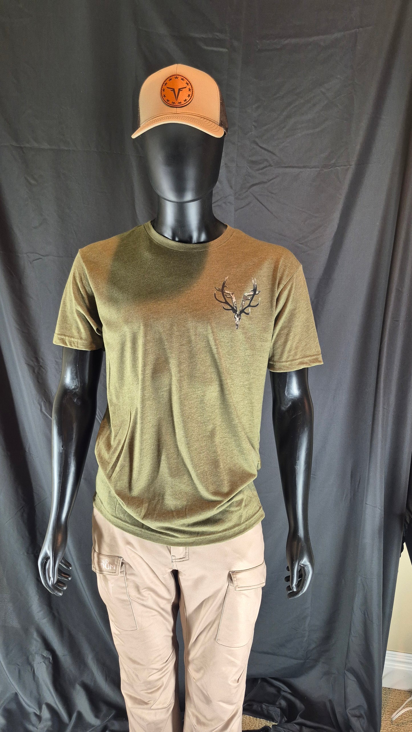 (PRE-ORDER) Camo Euro Mount Tee Shirt