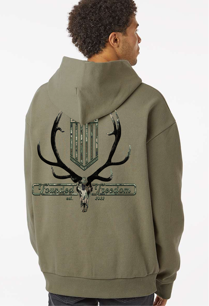 (PRE-ORDER) Camo Euro Mount Hoodie