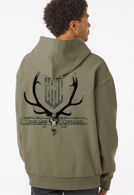 (PRE-ORDER) Camo Euro Mount Hoodie